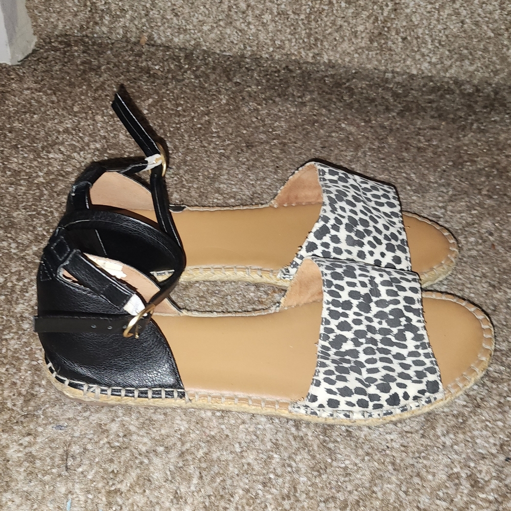 Old Navy Leopard Print Espadrille Sandals 9